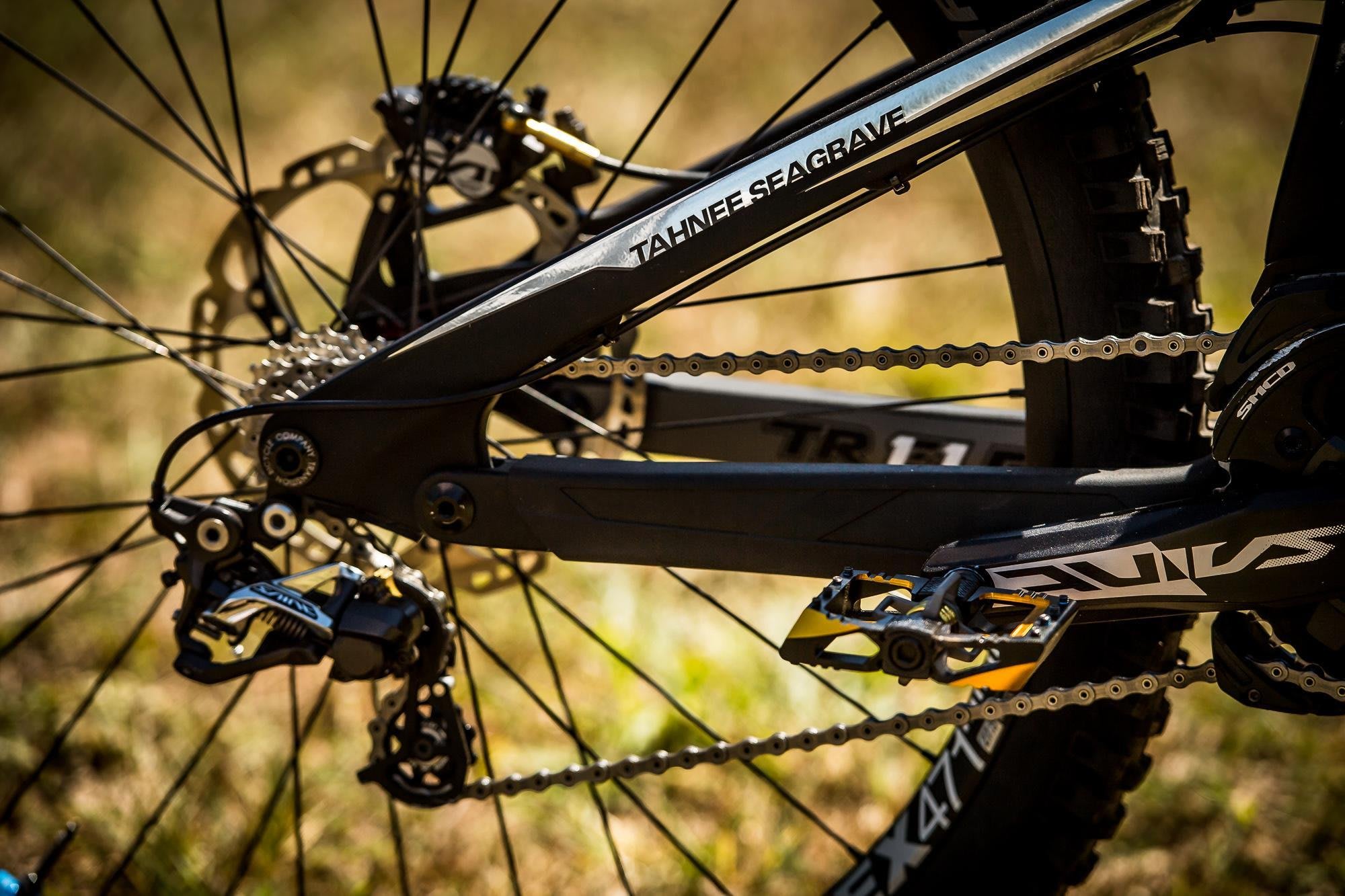 shimano saint drivetrain